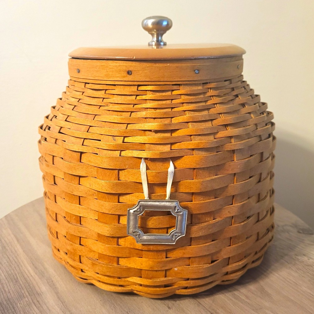 Longaberger Round Tan Beehive Cookie Jar Canister Wood with lid Plastic Liner